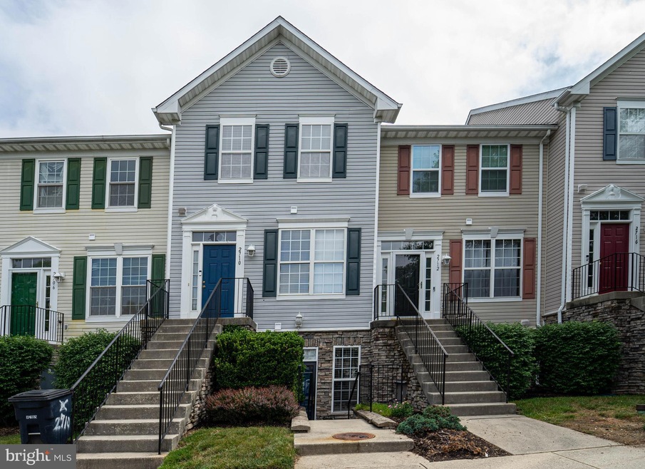 2708 Oak Leaf Ct, Odenton, MD 21113 - photo 1