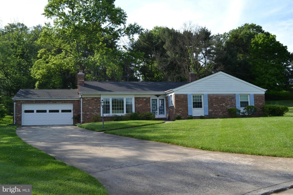 8 New Forest Ct, Towson, MD 21286 - photo 1