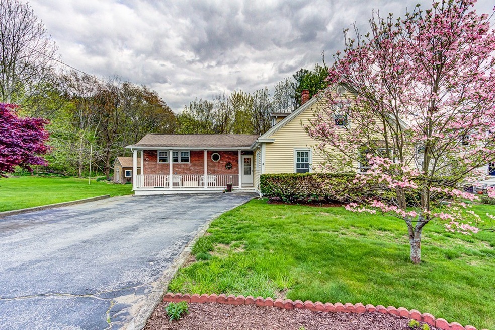 18 Wards Ln, Northbridge, MA 01534 - photo 1