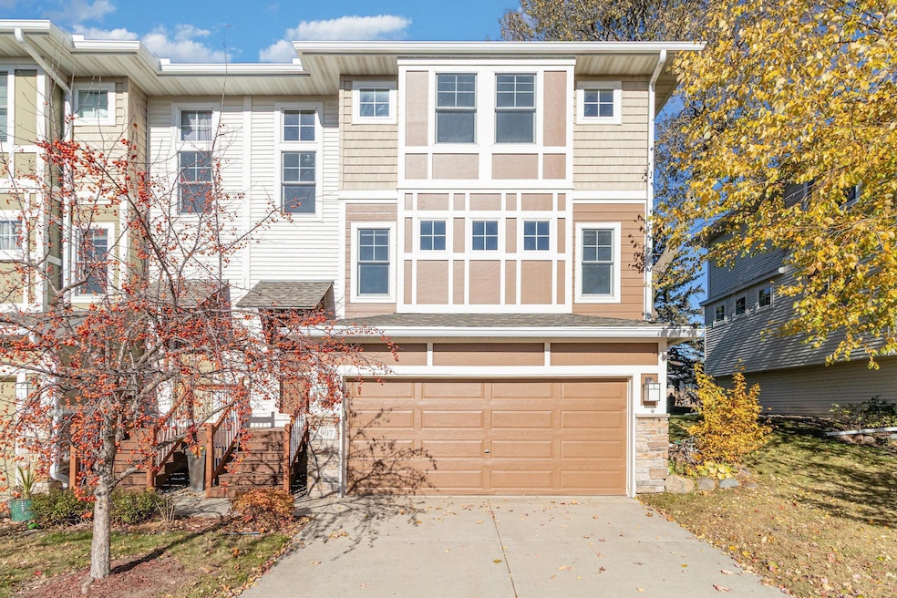 1907 Red Maple Ln, Northfield, MN 55057 - photo 1