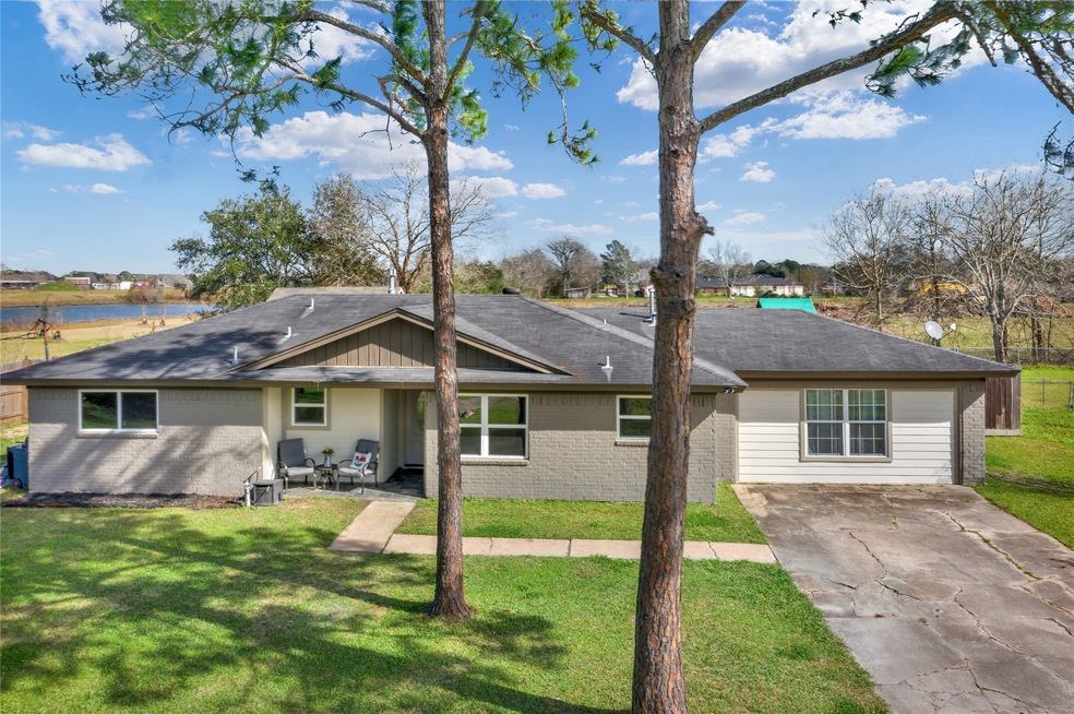 3107 County Road 890, Alvin, TX 77511 - photo 1