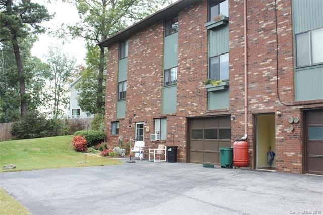 63 Ardis Ln unit A, Hendersonville, NC 28792 - photo 1