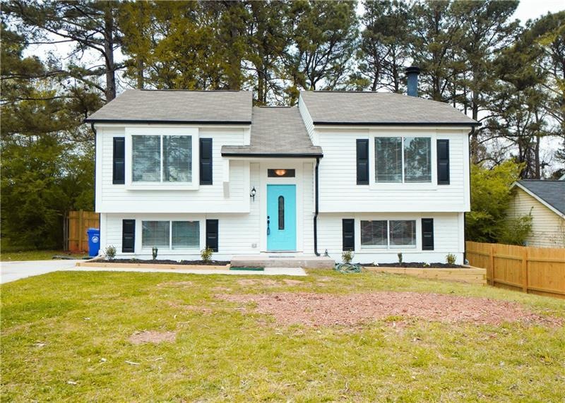 6158 Raintree Bend, Lithonia, GA 30058 - photo 1