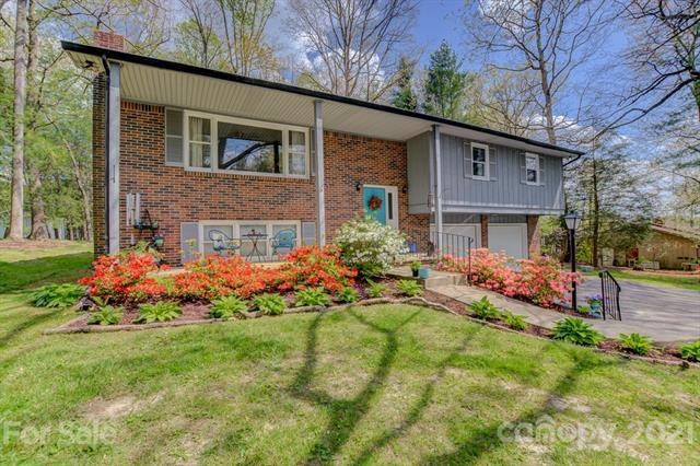 116 Burge Mountain Rd, Hendersonville, NC 28792 - photo 1