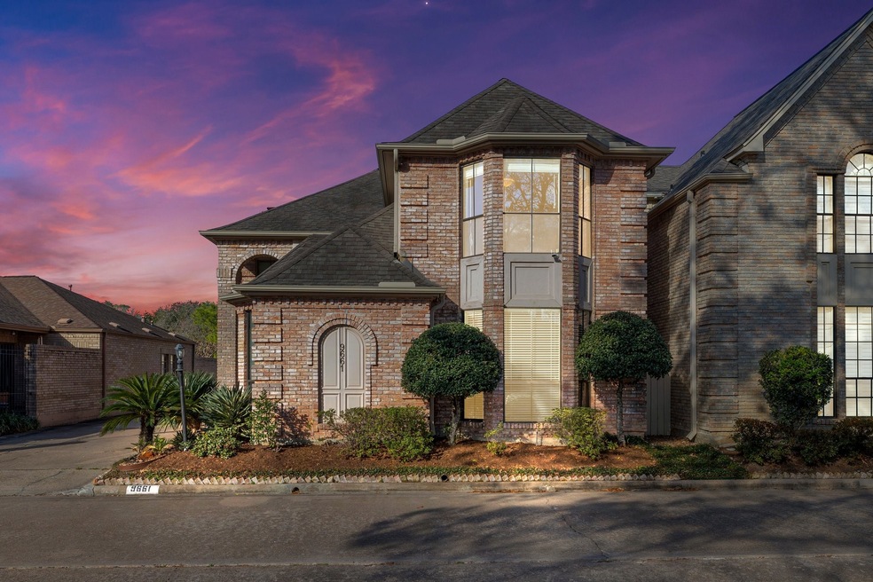 9661 Longmont Dr, Houston, TX 77063 - photo 1