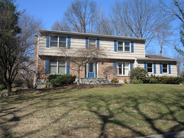 151 Schweitzer Ln, Nanuet, NY 10954 - photo 1