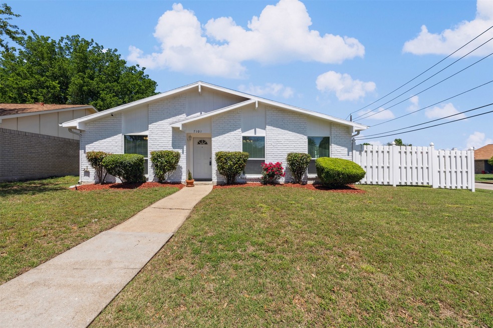 Sold • Co-Listing Agent