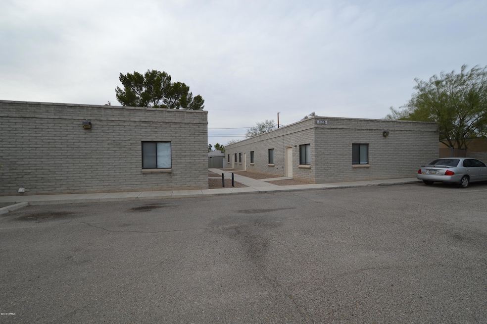 2147 N Isabel Blvd unit 4, Tucson, AZ 85712 - photo 1