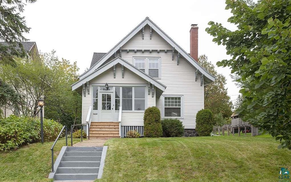 2119 E 5th St, Duluth, MN 55812 - photo 1