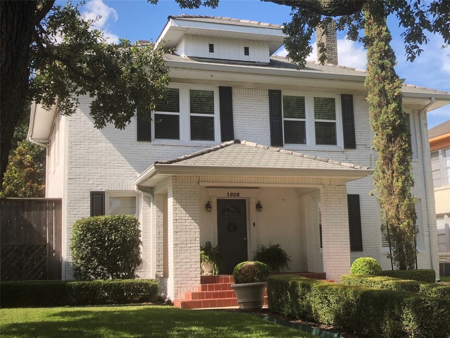 1528 Marshall St, Houston, TX 77006 - photo 1