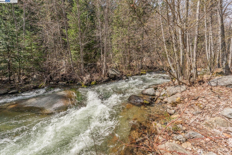 121 Mountain Aire Ln, Trinity Center, CA 96091 - photo 1