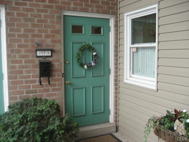257 Spring St unit A, Bethlehem, PA 18018 - photo 1