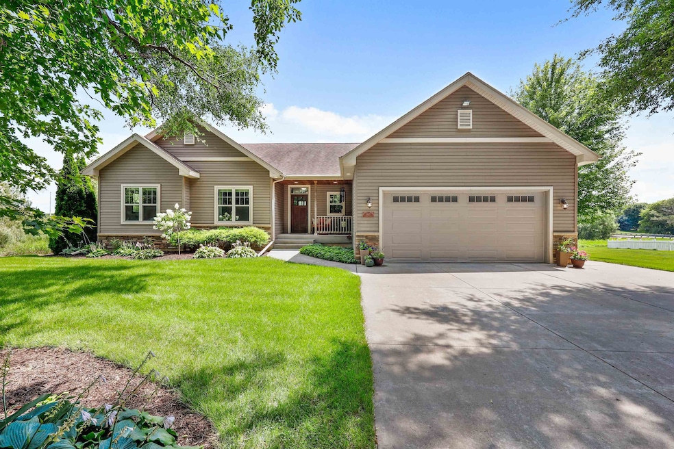 Sold $660,000 • Co-Listing Agent