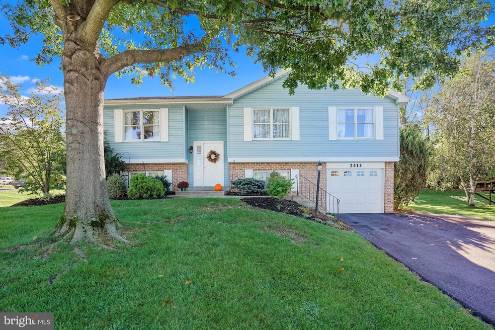 2513 Hampden Blvd, Reading, PA 19604 - photo 1