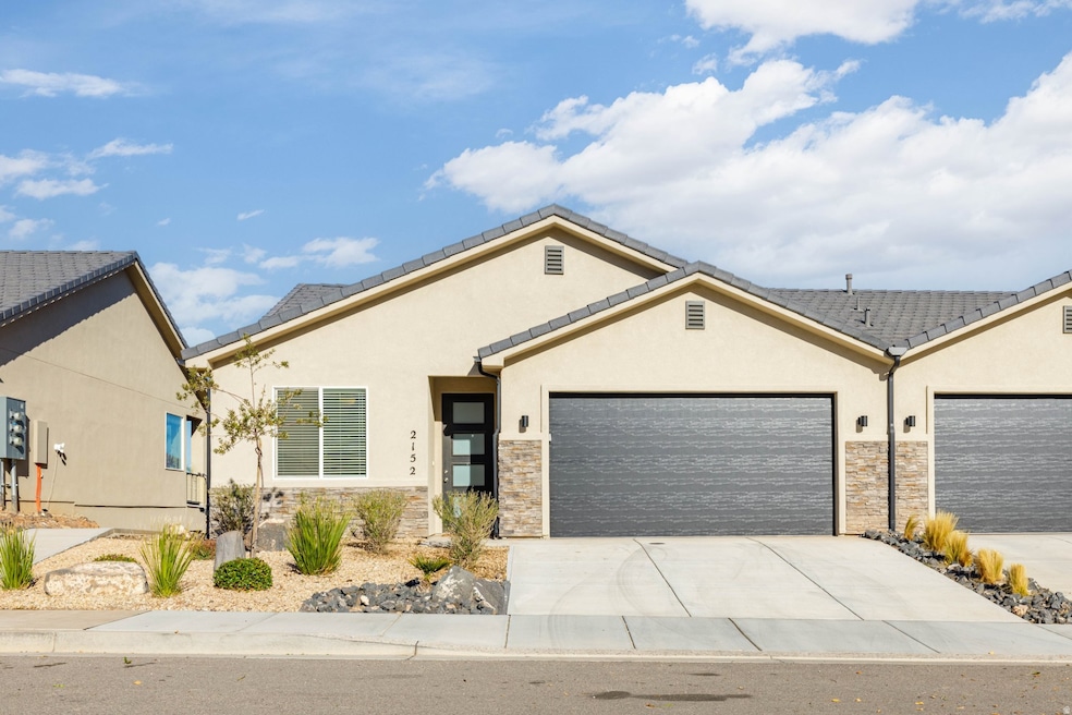 2152 W 380 S, Hurricane, UT 84737 - photo 1