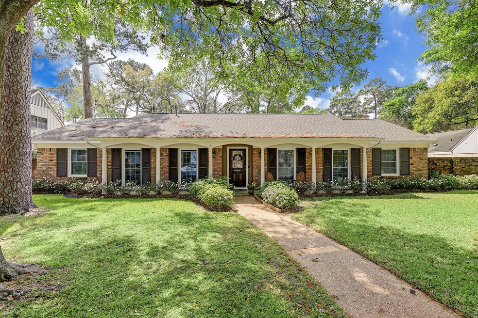 12207 Broken Arrow St, Houston, TX 77024 - photo 1