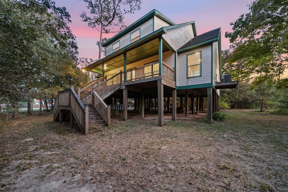 4510 Lininger Ln, Dickinson, TX 77539 - photo 1