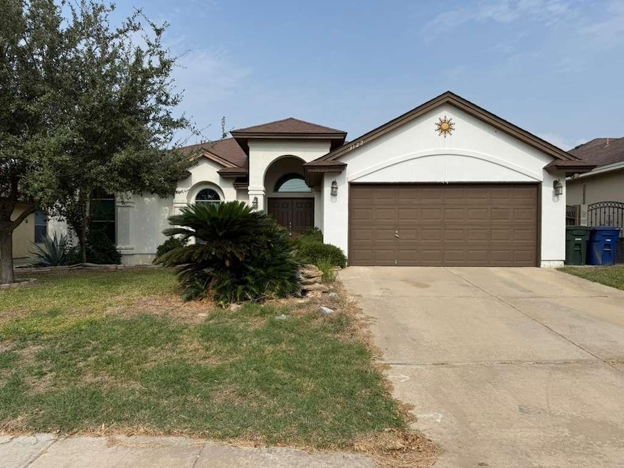 3122 Conde Dr, Laredo, TX 78045 - photo 1