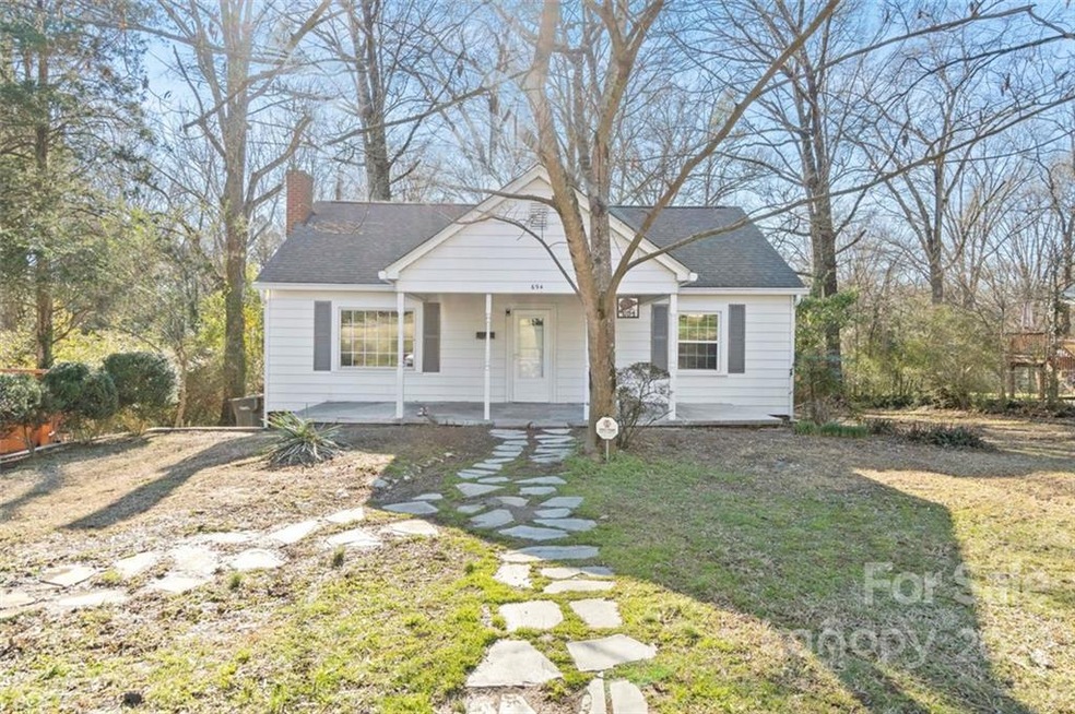 694 Elizabeth St SW, Concord, NC 28025 - photo 1