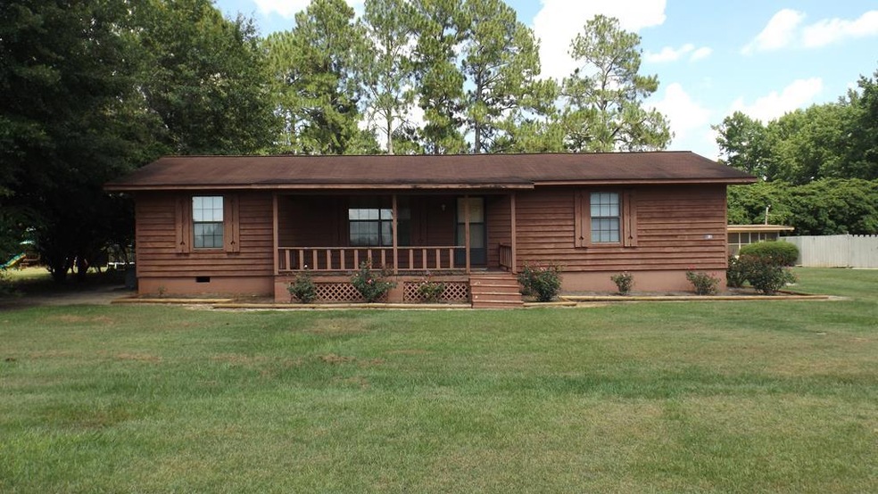 5513 Sheffield Dr, Donalsonville, GA 39845 - photo 1