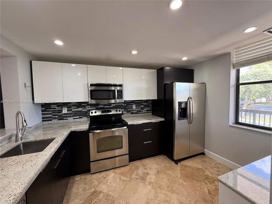 Applewood Village II unit 201, Coconut Creek, FL 33066 - photo 1