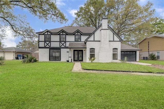 2604 N Woodloch St, Conroe, TX 77385 - photo 1