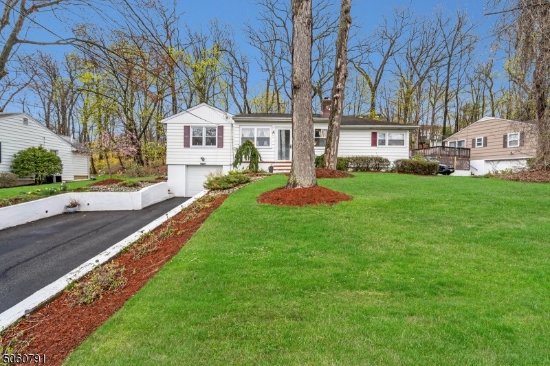 287 E Cedar St, Livingston, NJ 07039 - photo 1