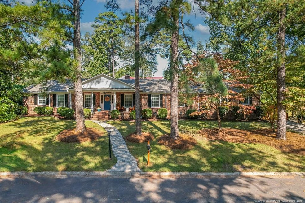 335 Oberlin Ct, Fayetteville, NC 28303 - photo 1