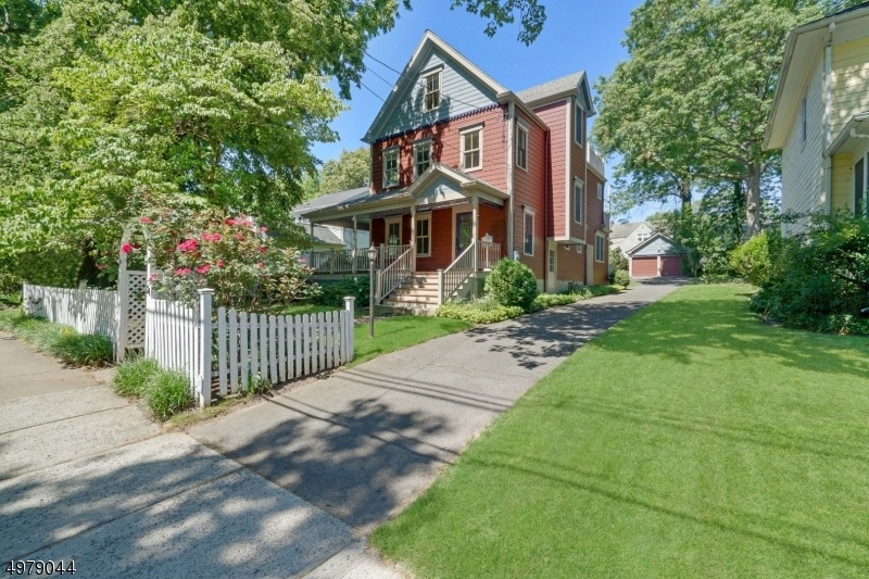 31 Hedges Ave, Chatham, NJ 07928 - photo 1