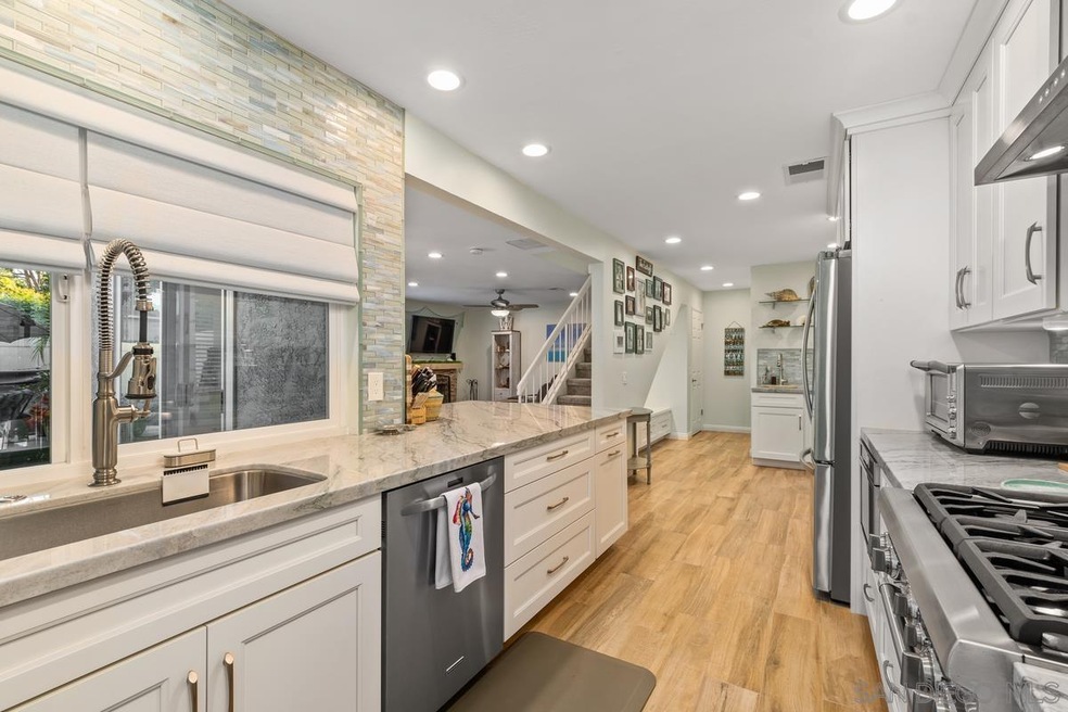 13350 Birch Tree Ln, Poway, CA 92064 - photo 1