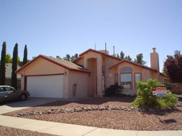 13900 Desert Song Dr, Horizon City, TX 79928 - photo 1