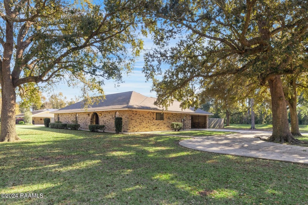 100 E Shamrock Dr, Lafayette, LA 70508 - photo 1