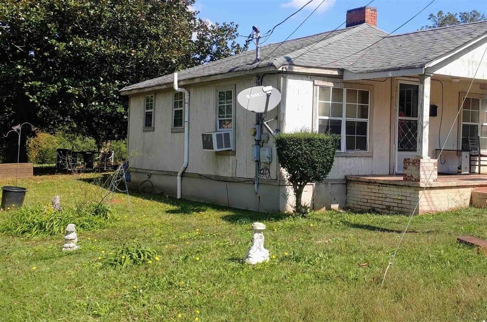 3 3rd St, Barnesville, GA 30204 - photo 1