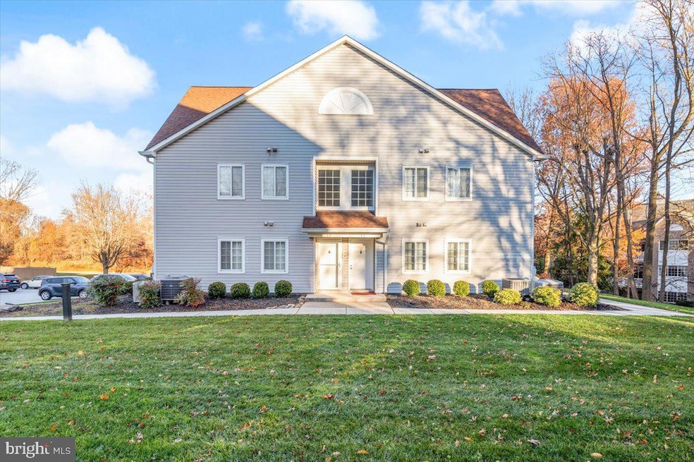 13 Tintern Ct, Lutherville Timonium, MD 21093 - photo 1