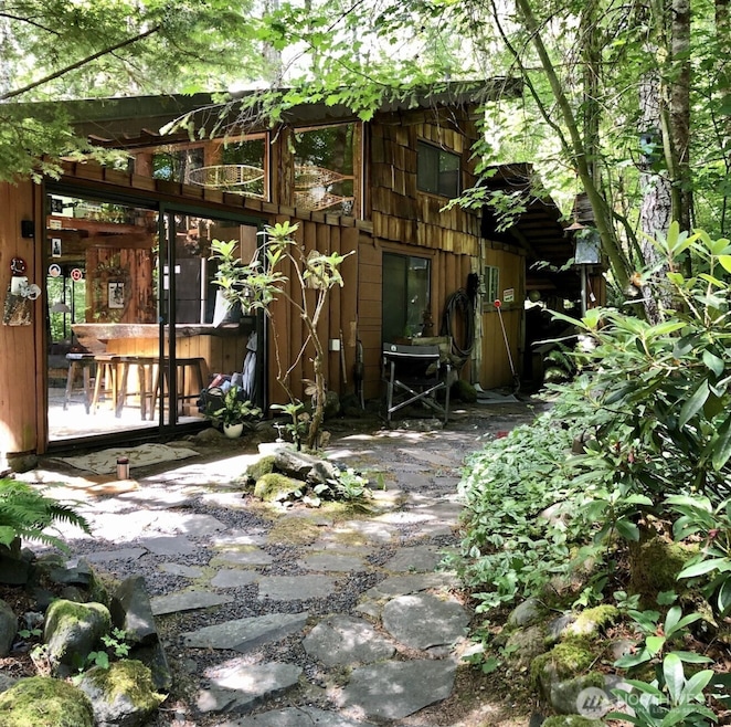 Sold $415,000 • Co-Listing Agent