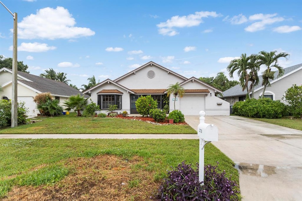 22738 Pickerel Cir, Boca Raton, FL 33428 - photo 1