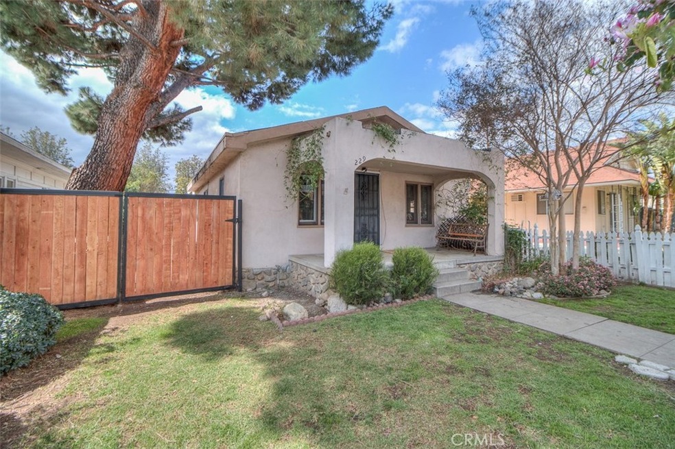 229 S 1st Ave, Upland, CA 91786 - photo 1