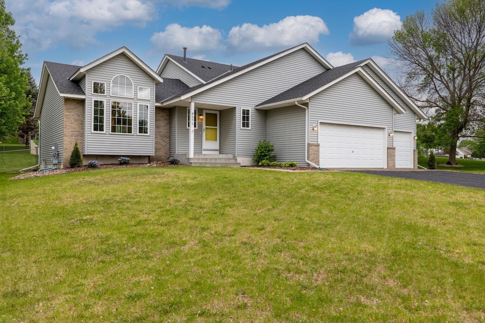 Pending $439,900