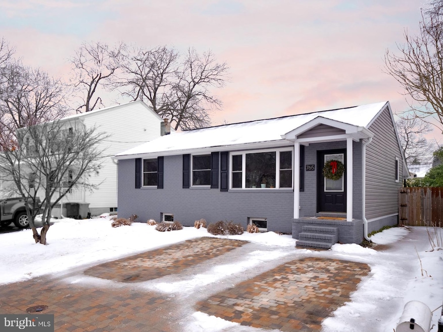 765 207th St, Pasadena, MD 21122 - photo 1