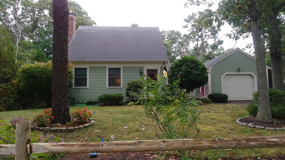 4 Stratford Ln, Yarmouth Port, MA 02675 - photo 1