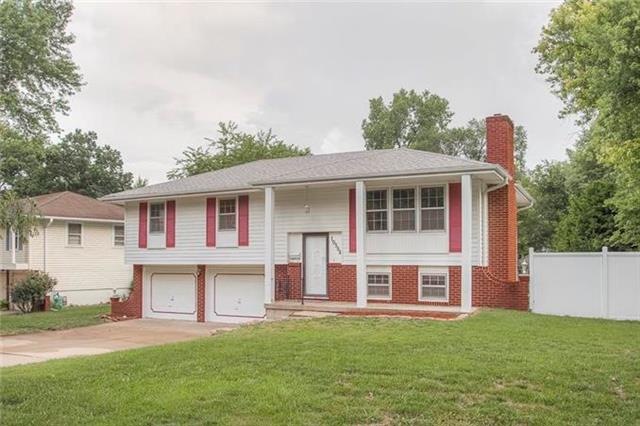 10504 W 65th St, Shawnee, KS 66203 - photo 1