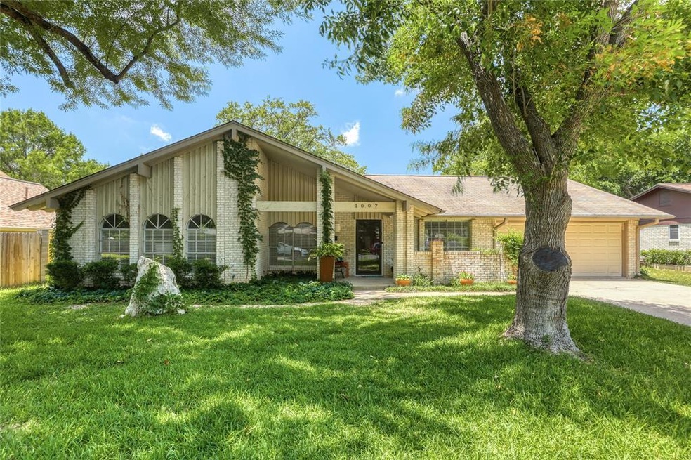 1007 Quail Park Dr, Austin, TX 78758 - photo 1