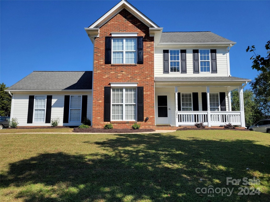3827 Bent Creek Dr SW, Concord, NC 28027 - photo 1