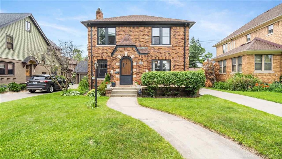 1441 Grayton St, Grosse Pointe Park, MI 48230 - photo 1