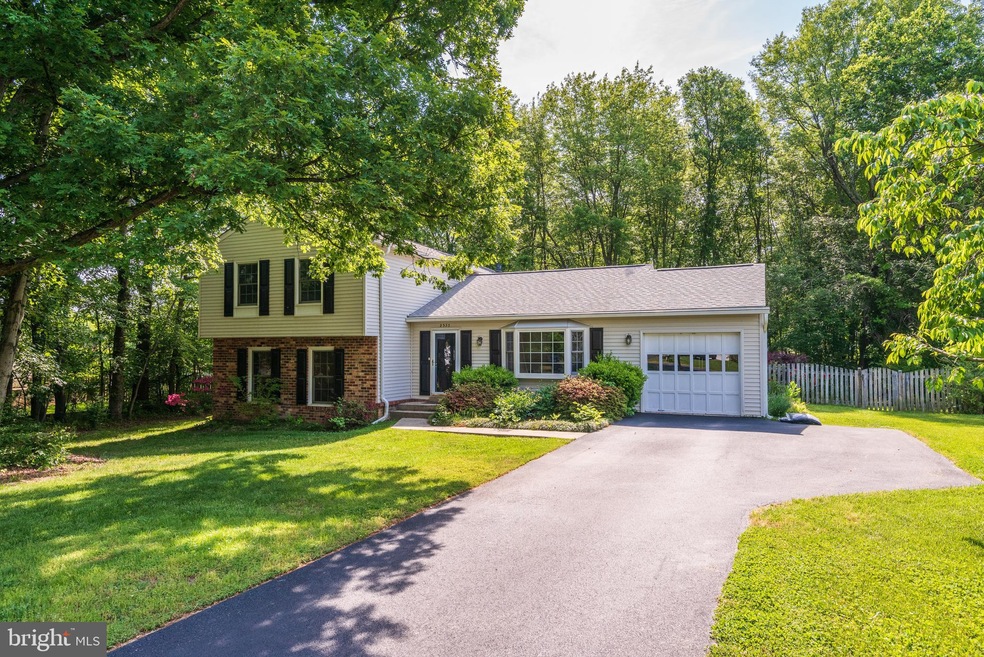 2333 Rosedown Dr, Reston, VA 20191 - photo 1