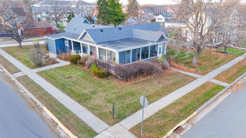 For Sale $325,000 • Co-Listing Agent