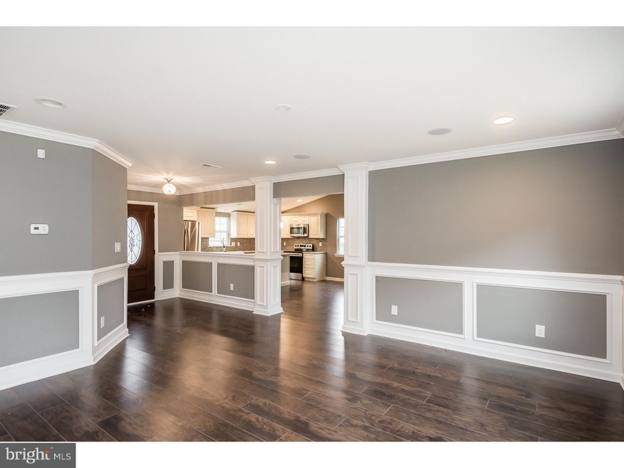 35 Rustleaf Ln, Levittown, PA 19055 - photo 1