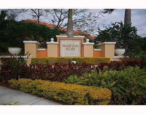 10643 SW 7th St unit 1806, Pembroke Pines, FL 33025 - photo 1