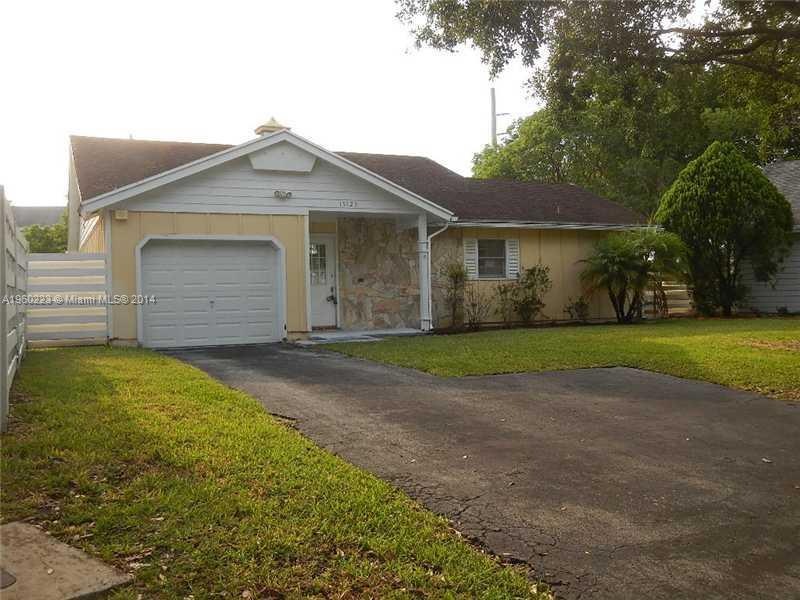 15123 SW 143rd Ave, Miami, FL 33186 - photo 1