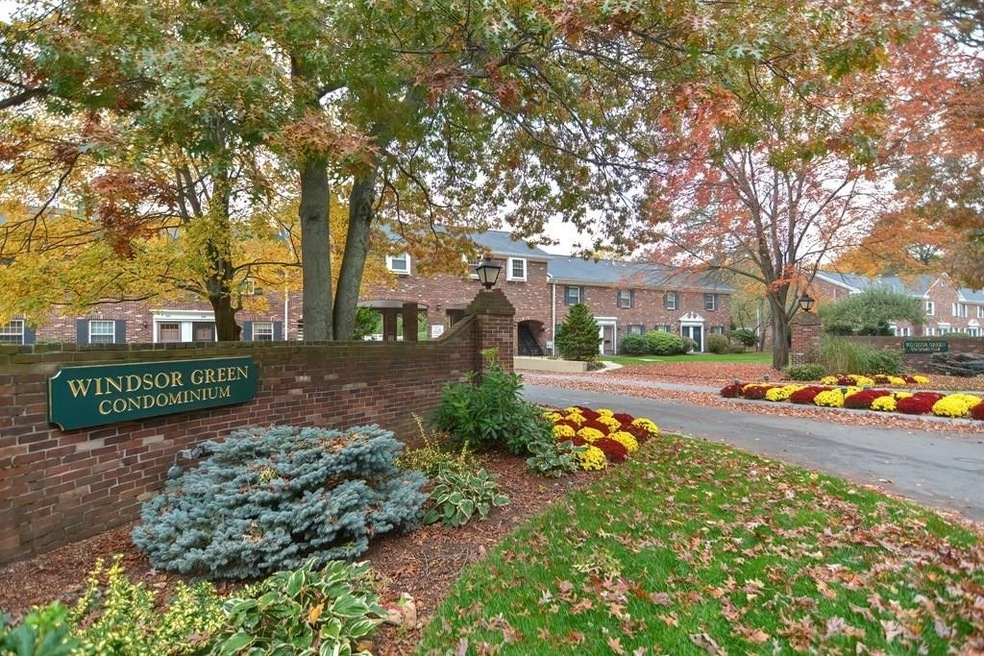 1201 Windsor Dr, Framingham, MA 01701 - photo 1
